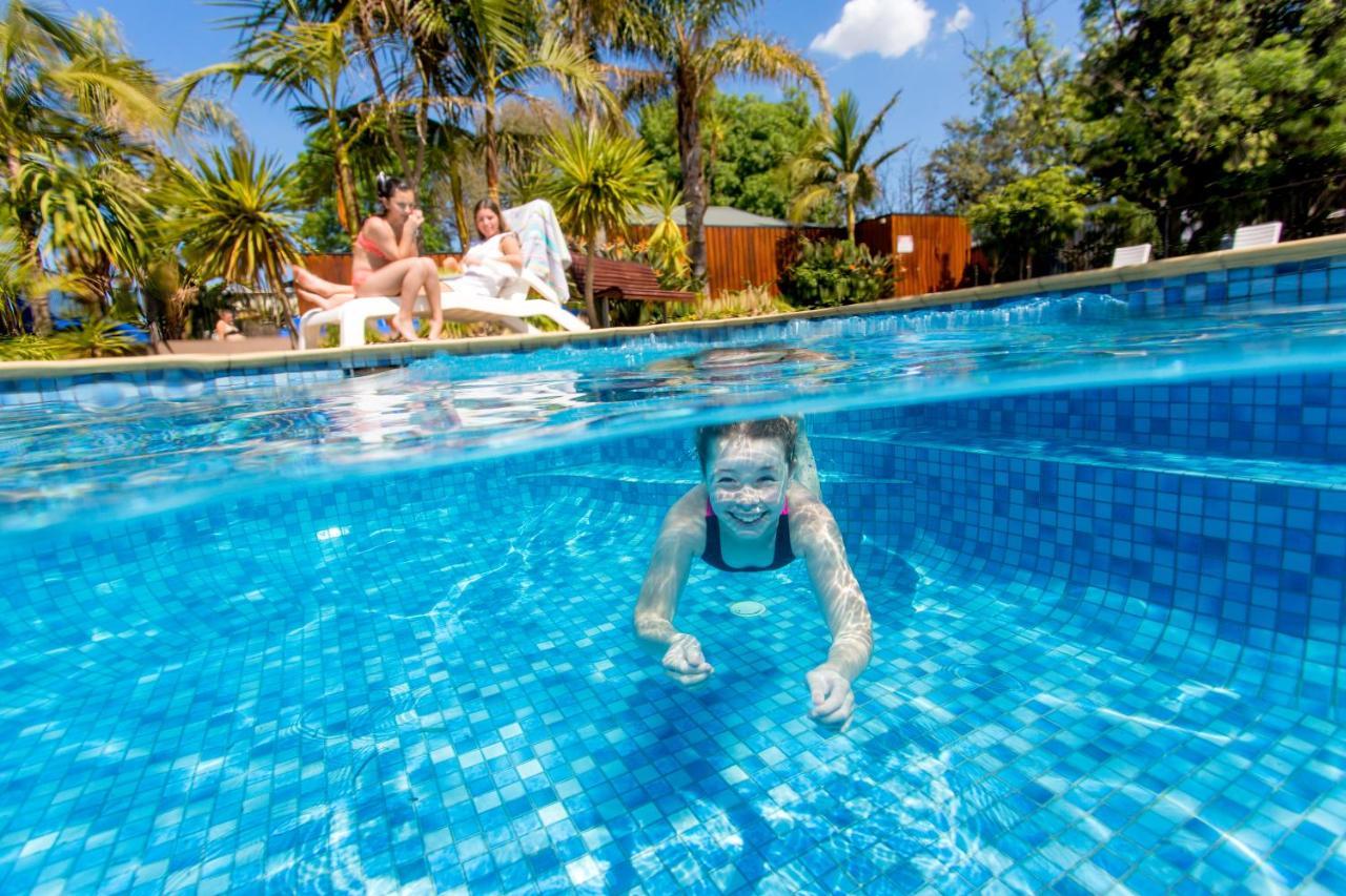 Big4 Melbourne Holiday Park Екстериор снимка